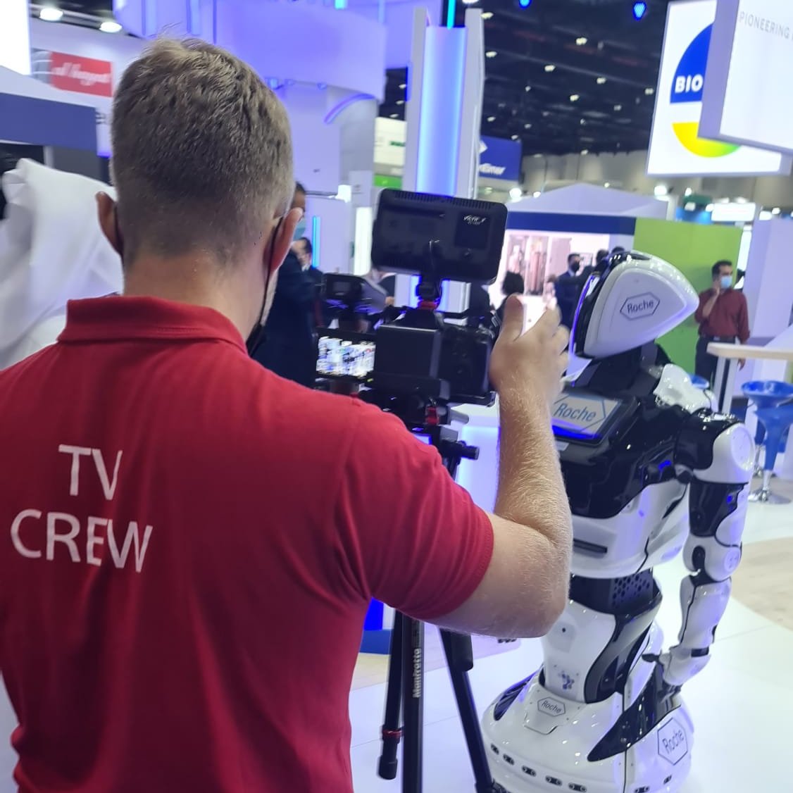 smartdigitaltv's tweet photo. Great to be back onsite at the Dubai World Trade Centre supporting the @Arab_Health and @MedlabSeries team and capturing content for Arab Health TV 🎥

#arabhealth2022 #medlabmiddleeast #eventproduction #eventprofs #eventsindustry https://t.co/Upab77Jdcu