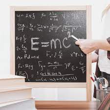 KOTWRadioSA's tweet photo. #PushaPhanda-Dr Khangelani Sibiya is a maths and science educator who has been awarded a Global teachers Award in India and Dubai respectively. #TheKingsSuite https://t.co/0vW4dd8P1o