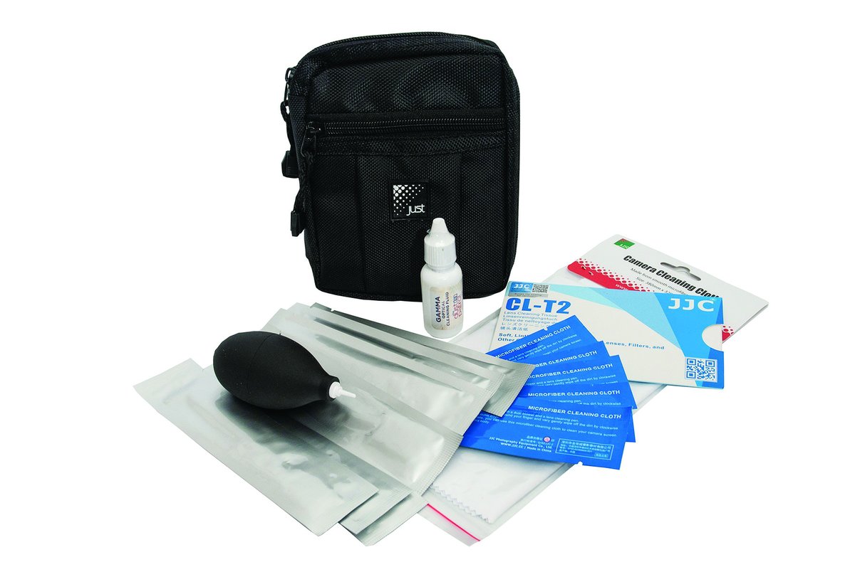 Visit our site today to see our range of sensor cleaning kits. cameraclean.co.uk/cat/camera-len…