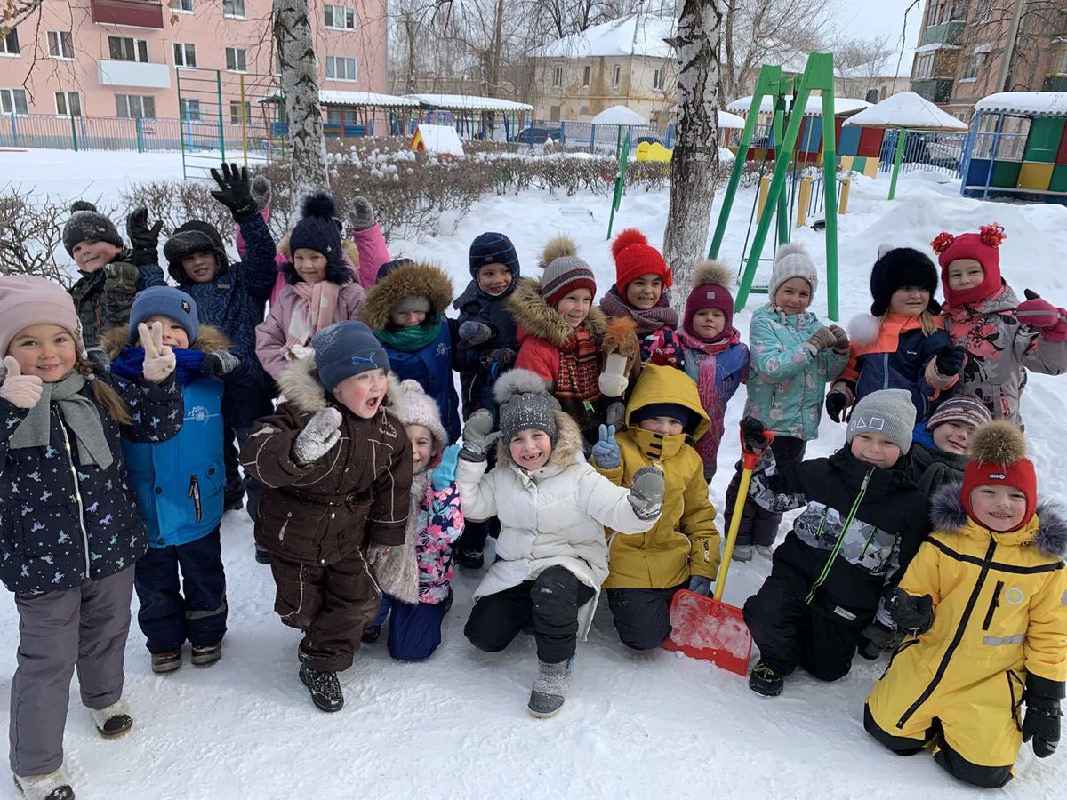 Регулярные зимние прогулки- залог здоровья дошкольников. А веселые зимние старты- здоровье вдвойне! Сегодня в д/с "Ежик"#Новокуйбышевск старшие дошкольники соревновались в силе, быстроте, ловкости и получили заряд бодрости и огромное удовольствие
