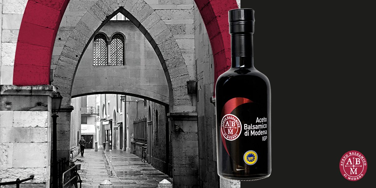 TutelaBalsamico's tweet photo. Lo splendido territorio di #Modena con la sua storia, i suoi paesaggi, le sue caratteristiche uniche, è un ingrediente fondamentale e insostituibile dell’#AcetoBalsamicodiModena #IGP!❤️ https://t.co/EBmQ5MHpnc