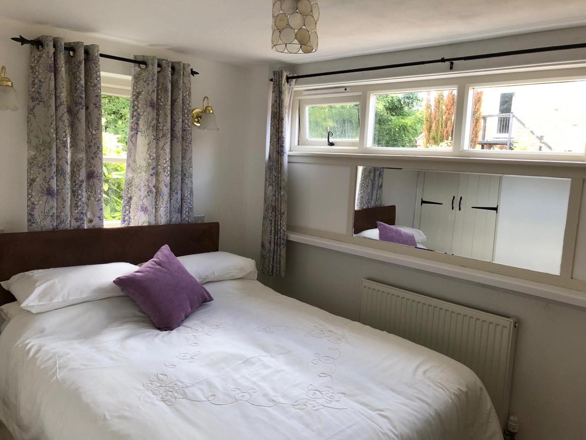 TheHolidayCots's tweet photo. 😊Self-catering accommodation is available at Woodman's Farm in the Norfolk countryside in January, February & March.
🛌Sleeps 1-10
https://t.co/XcygL41yL2
#StrattonStrawless #Norwich #Norfolk #Countryside #SelfCatering #Pool #GamesRoom #Availability https://t.co/qKqvsdfnWU