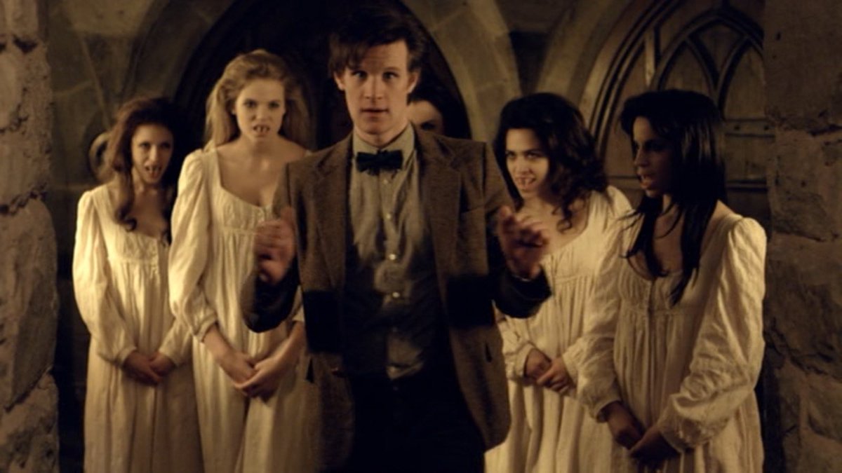 docsocsta's tweet image. This weeks viewing is Tooth and Claw and Vampires of Venice. Come along to School V at 7.30pm on Tuesday the 25th January