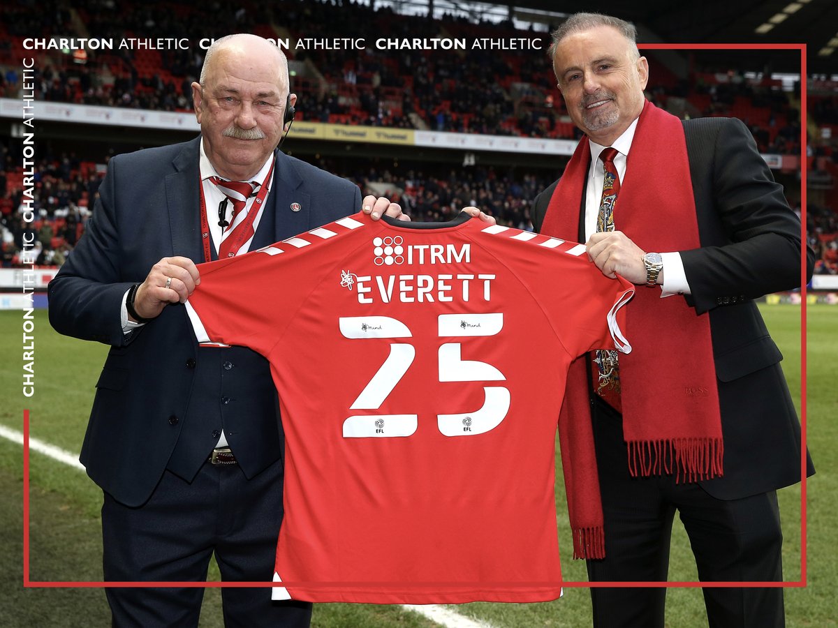 CAFCofficial's tweet photo. We honoured Mick Everett at The Valley on Saturday after the club's Safety Officer celebrated 25 years of working for Charlton 👏

Thank you for your years of hard work and loyalty, @Addickted05! 

🔴⚪ #cafc | https://t.co/f36HsGcQDw https://t.co/7VOCIlRCZo