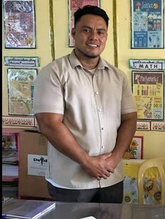 DaddyBosoHunk's tweet photo. Teacher na Hunk of Bulacan
You want to avail his Jakol Video.
Pm me now.

#Hunk
#Daddy
#UniformedDaddy
#YummyDaddy
#alterphilippines https://t.co/VGqZkbz3I3
