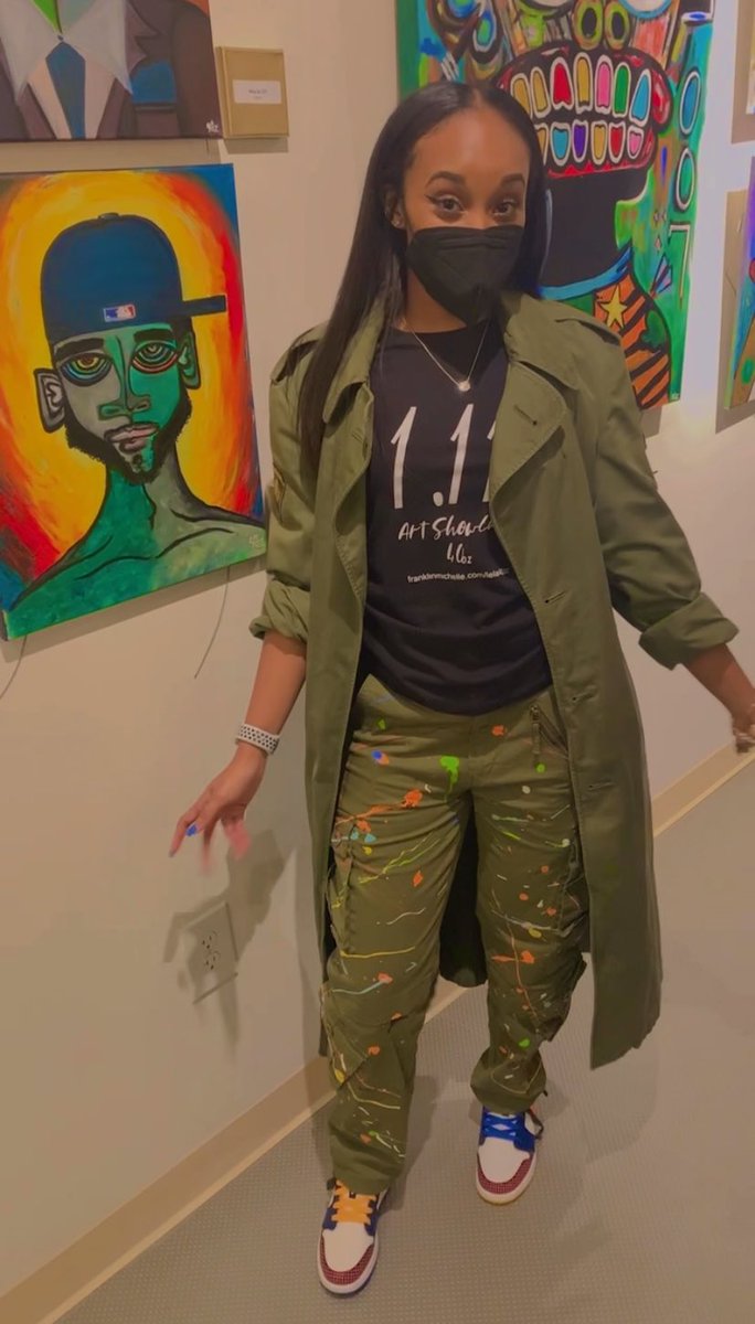 So overwhelmed with joy , so grateful 🙏🏽 BIG Thank you to all who showed up and supported me. Also those who supported from a far 💙🎨 
Bigger and Better coming soon…. -40oz
 #thisis23 #blessed #art #BlackGirlMagic #artshowcase