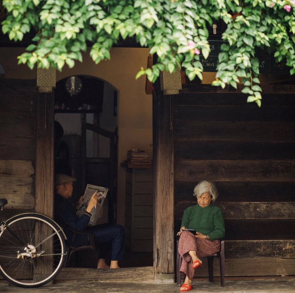 mylim_tinywings's tweet photo. streets to walk, books to read, details to notice https://t.co/npsOt03GHe
