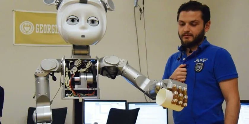 ethansilver73's tweet image. Want to Get Along With #Robots? Pretend They’re Animals #AI #ComputerLearning bit.ly/3vqxoTP