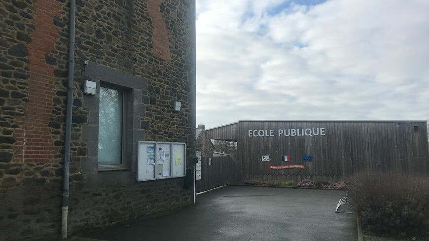 L'école primaire de Trévérien devrait bientôt porter le nom de François Pinault ➡️ l.francebleu.fr/qcU