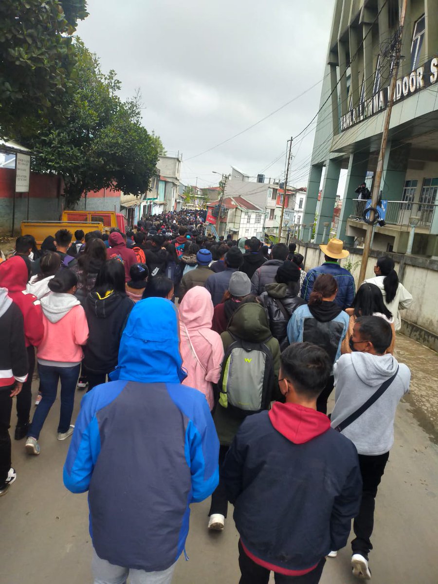 Lalvenchhunga's tweet photo. Protest march in progress at #Champhai, Indo-Myanmar border Town in Mizoram against prevalent illegal trade/ smuggling and inaction  of govt to curb the menace. Is the state govt under control of the smuggler or the central govt is facilitating? @narendramodi @ZoramthangaCM https://t.co/DbkotNnN5T