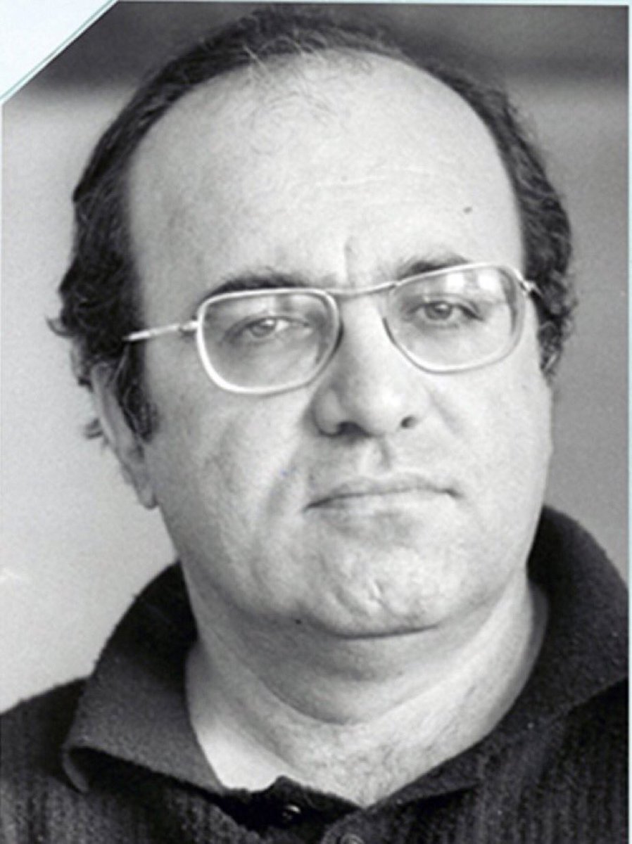 “Haklıdan yana değil, güçlüden yana olanlar korkak ve kaypak olurlar.Güç merkezi değişince döner fırıldak olurlar.” Uğur Mumcu. Cesur,dürüst,vatansever, antiemperyalist usta kalem
 #UğurMUMCU Saygıyla anıyorum.. #24ocak1993