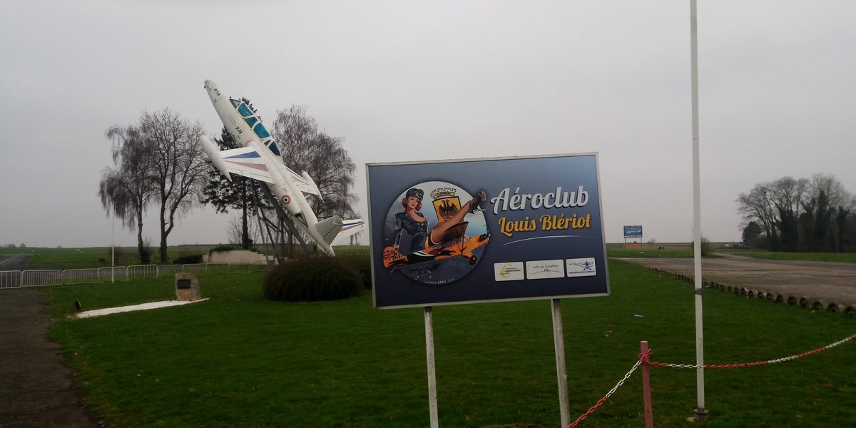 samiedevienne's tweet photo. #CvadeCalais de sortir de passage à #Cambrai  devant le aéroclub louis #Bleriot https://t.co/gafxj27Gin