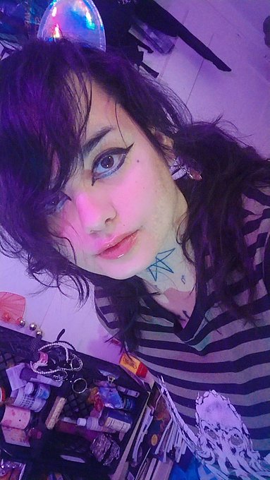 #elderemo  #almost30  #euphoriavibes https://t.co/4C5AKPmZYn<a href="/tag/elderemo"class="tags">#elderemo</a><a href="/tag/almost30"class="tags">#almost30</a><a href="/tag/euphoriavibes"class="tags">#euphoriavibes</a>