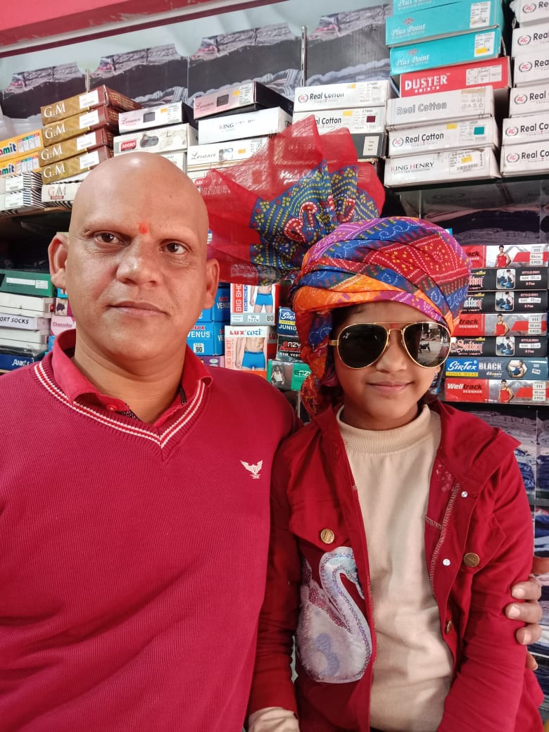 Pawansharmabest's tweet photo. कन्या ईश्वरीय वरदान है ! पुत्रियाँ परम सत्ता की कोमल-निर्दोष,जीवंत और आत्मीय अभिव्यक्ति है।उन्हें शिक्षा और स्वाबलंबन के उचित अवसर प्रदान करें एवम् उनके सम्मान-स्वाभिमान तथा अधिकारों की रक्षा की तत्परता जगाएँ । #राष्ट्रीय_बालिका_दिवस #NationalGirlChildDay #बेटी_बचाओ_बेटी_पढ़ाओ https://t.co/140xXS582O