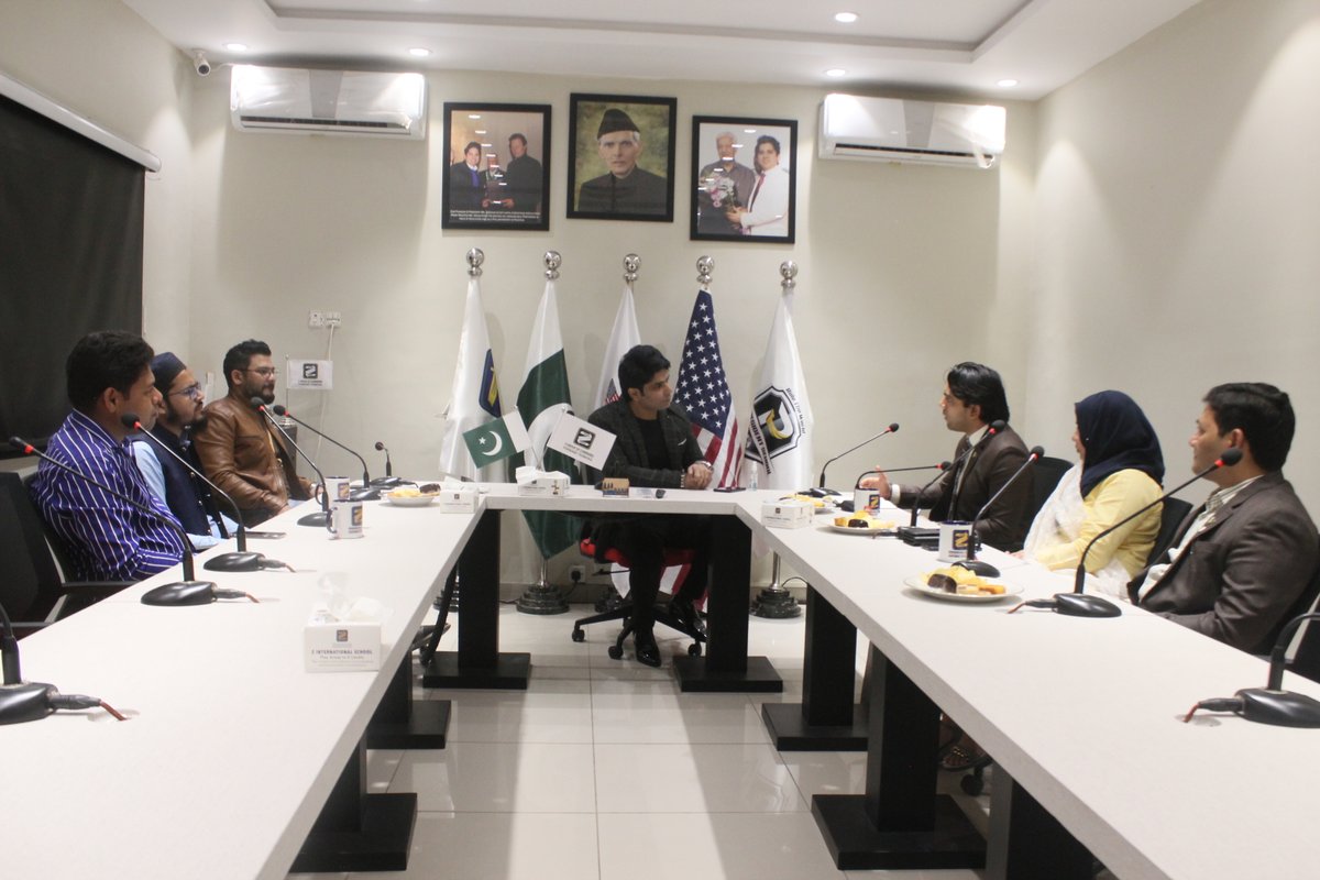 pyfp_ngo's tweet photo. PYFP delegation meeting with head of 7News and prominent Anchor person Mr. Amjad Choudhary and Senior Program Producer Mr. Danish at Karachi Office of 7 News TV on planning for youth counseling of media sciences students and working on 5th Generation media workshop #PYFP #7NewsHD https://t.co/WukrCBDJ1d