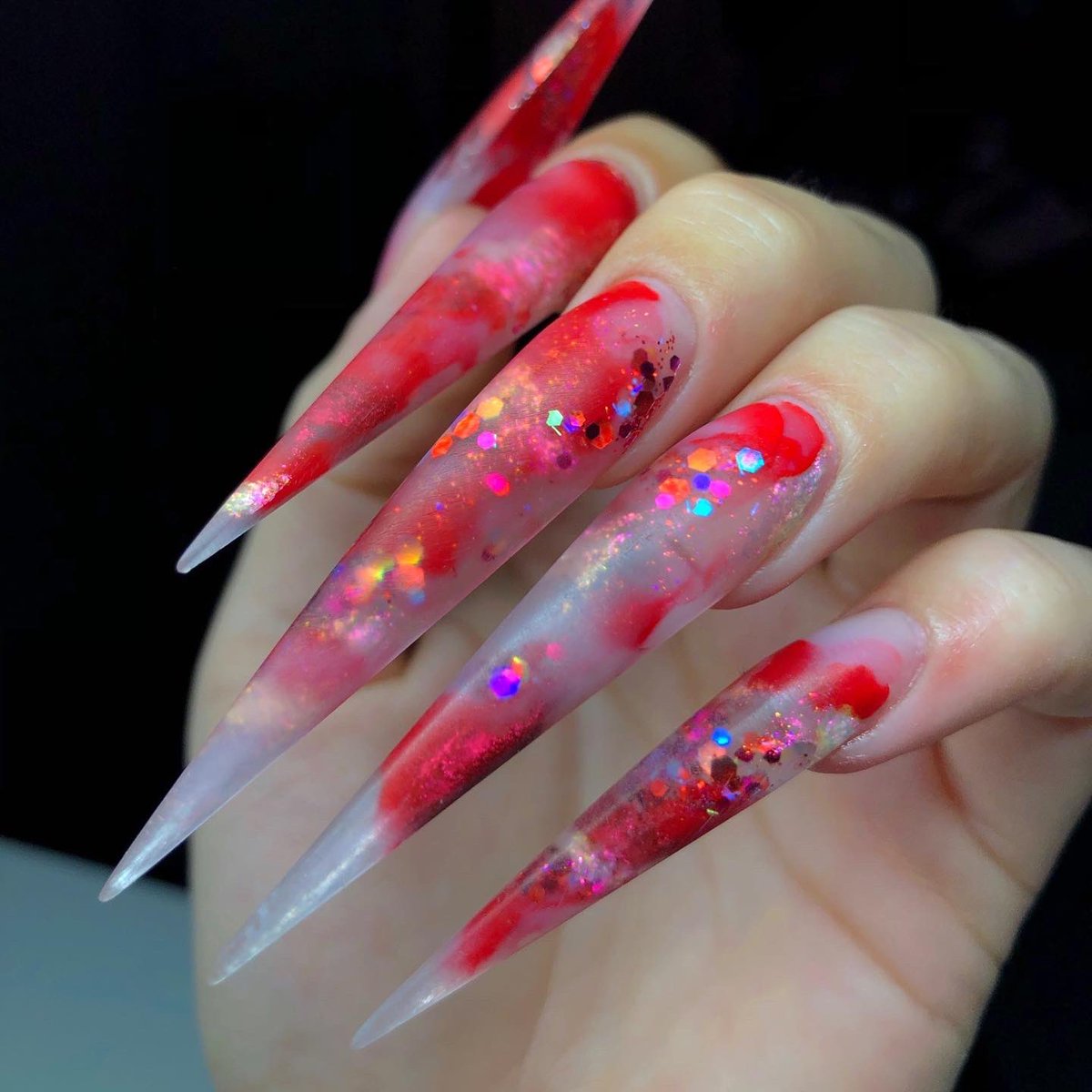 NoodleYess's tweet photo. #rednails https://t.co/bDYbzscmqB