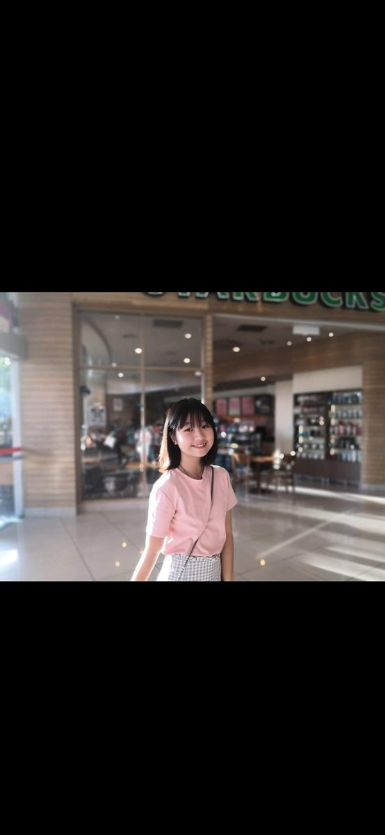 QunZao's tweet photo. 马来西亚中学小姐姐系列，一共9套，只需要tng 15,想要的pm我 #马来西亚学��妹 #未成年 #马来西亚稀有女生  #马来西亚裸聊 #马来西亚校服 https://t.co/I8pIcsPZCF