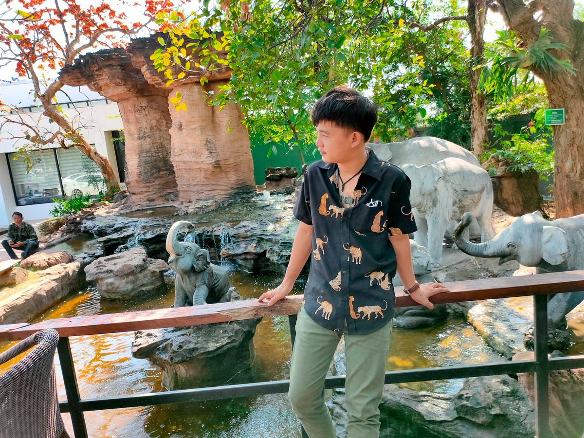 thanakhimpp's tweet photo. อยู่ใกล้น้ำ อยู่ใกล้เขา 
แล้วเมื่อไหร่จะมาอยู่ใกล้เราบ้างล่ะ #อุบล #อุบลในเมือง #อุบลลับๆ #fwbอุบล https://t.co/swbzJ1Fnnk