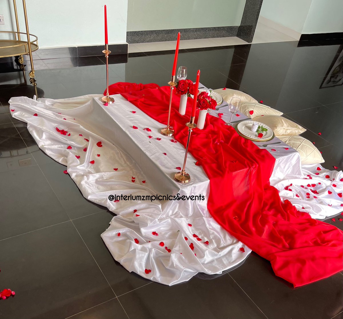 InteriumZ's tweet image. We absolutely loved doing this set up 😍 
Romance done right ✅❤️ 
Valentines is right around the corner book with us today!! 
WhatsApp : +260973562053
Calls: +260976437051