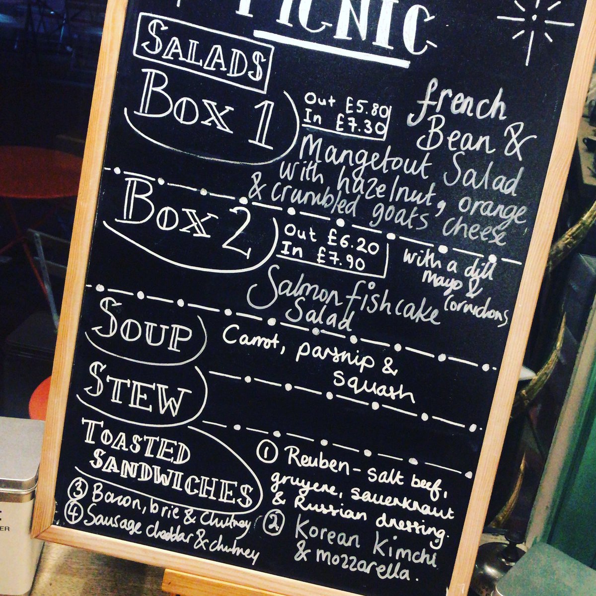 PicnicReading's tweet photo. https://t.co/lcrGNfcgNj