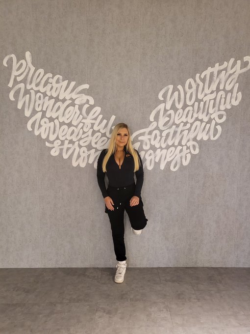 Watch Lena Nitro's leaked NSFW photo on TwXstars