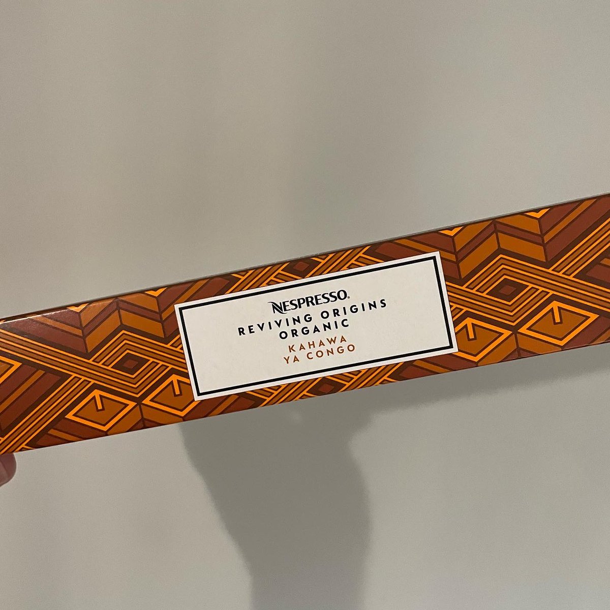 All_Things_New_'s tweet image. Monday morning calls for coffee! ☕️ Nespresso Kahawa Ya Congo 👀 At Nespresso Stores @NespressoUK #nespresso #coffee #coffeecapsules #kahawa #congo #wellthisisnew