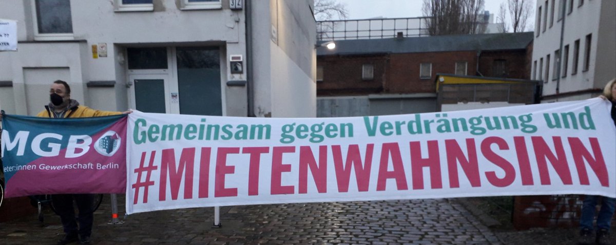 Die #Kundgebung für #MettmannkiezBleibt beginnt. Kommt noch zur Tegeler Straße 3. Zusammen gegen den #Mietenwahnsinn