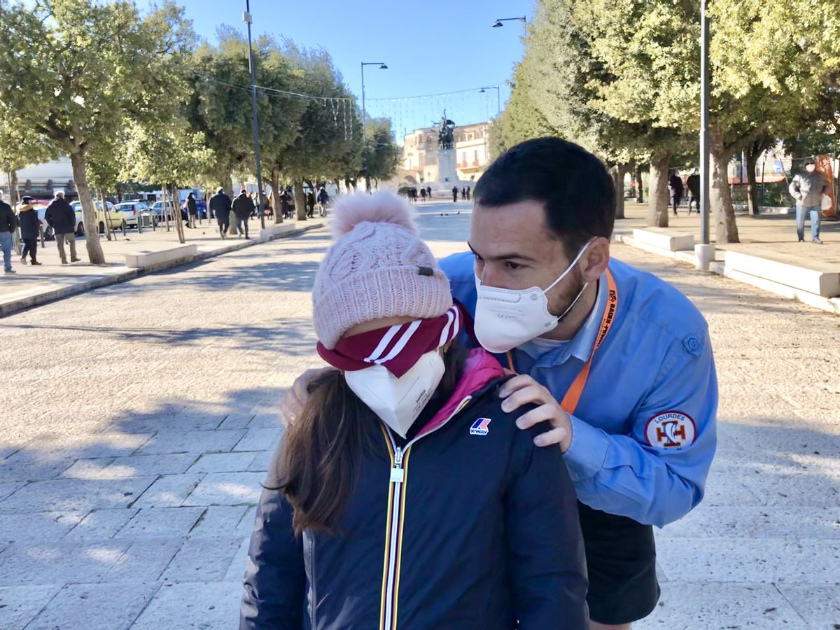 nuxerat's tweet photo. L'educazione non finisce mai. In qualsiasi modalità, in qualsiasi tempo. #EducationDay #InternationalDayOfEducation #seiguida #seiscout @agesci @AgesciPuglia https://t.co/bxrR1KDlqf