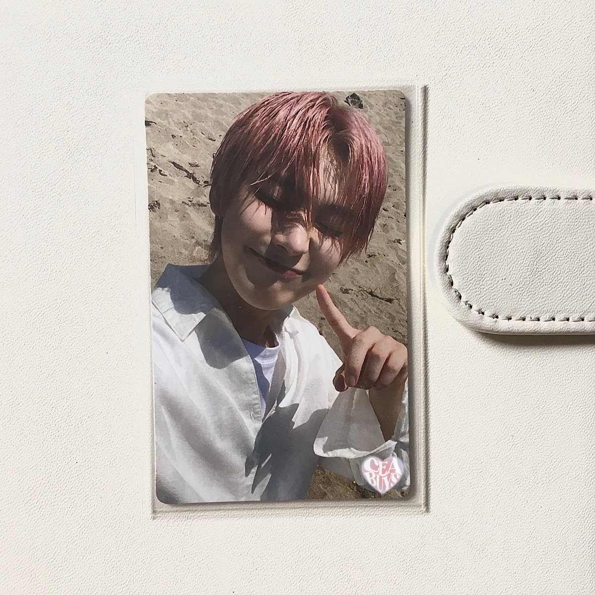ceabuys's tweet photo. ๐ happy mail. #ryefeedbacks .แ
. sunoo poke cheek & rockstar tete finally came home โฅ๏ธ___โฅ๏ธ thankie so much @ry_heeki for trading with me, for bringing one of my prio pc home! also for letting me adopt your tete cream >___< they arrived very safe! thank you again <3 https://t.co/7WosNGKxe5
