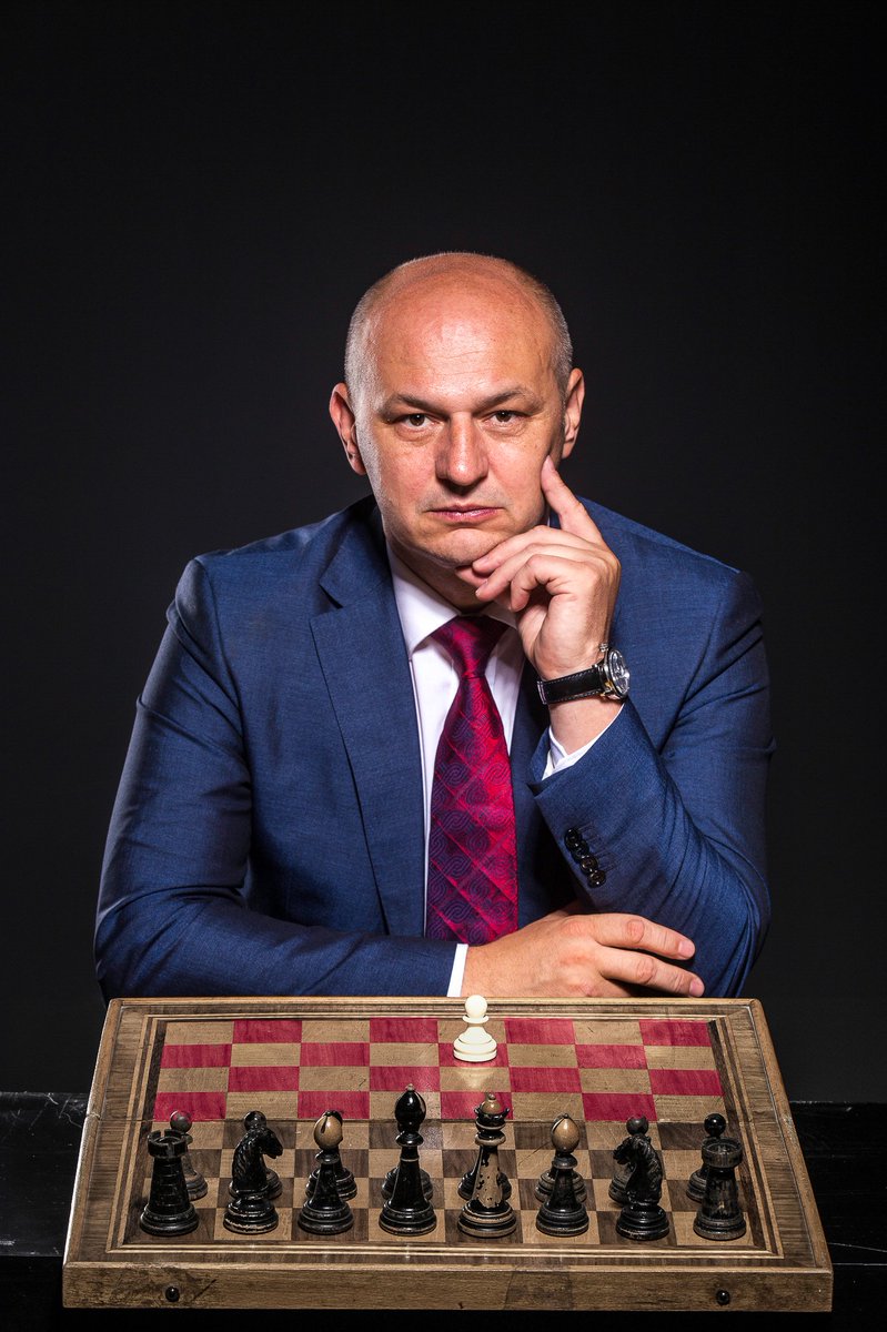 Millions of views of my speeches in the EP show how much the politicians in power in many countries have betrayed their own citizens, science and common sense. It's my pleasure that, in addition to the citizens of Croatia, I can also represent millions of you around the world.