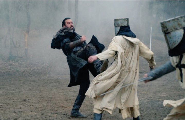 avgatbey__'s tweet photo. Bugün günlerden #AlparslanBüyükSelçuklu 

#AlparslanEkibi #AlparslanBey #BarışArduç #FahriyeEvcen #AkAlp https://t.co/Oo4At7hYG4