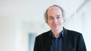 Cyber_Coalition's tweet image. Today is #International-Day-of-Education!

Prof. Bart Preneel (KU Leuven) says that we should strive for every #ITeducation in Belgium to have a cyber security component.  

Read the interview in the 2021 Gazette of the Cyber Security Coalition here: ow.ly/70ya50HyQv6