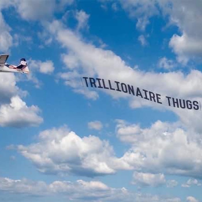 TThugsNFT's tweet image. Who's ready for take off? WHO'S GOT DIAMOND HANDS? #trillionairethugs