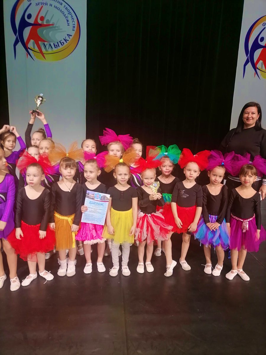 40 воспитанников нашего сада поучаствовали во Всероссийском музыкальном конкурсе «Метелица»! Поздравляем наших детишек с победой!!!