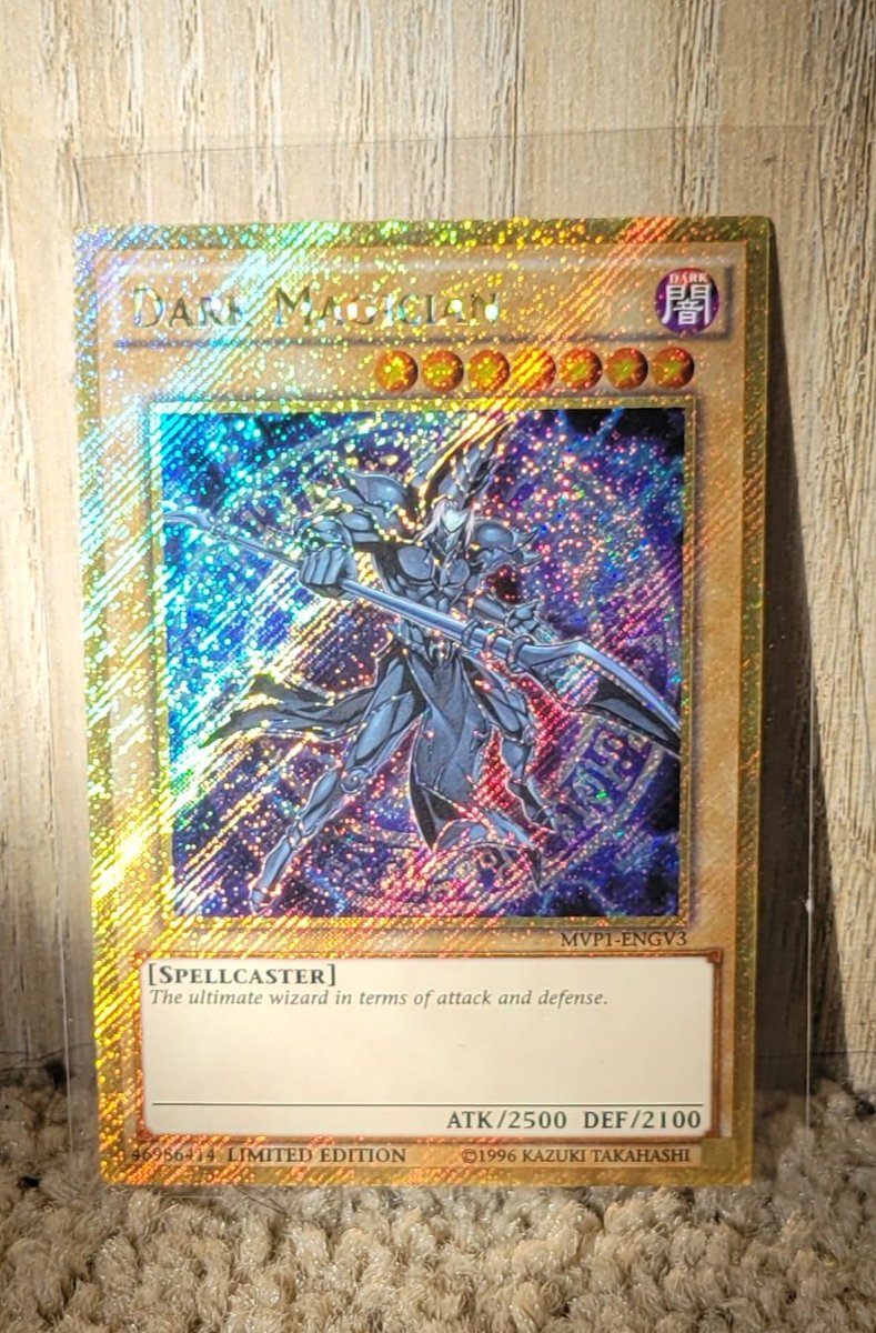 Catchemsquad's tweet photo. DARK MAGIC ATTACK!
This card out of my thousands of cards is one of my favorite cards of all time such a beautiful card and it was a gift ππ©β¨οΈ #DarkMagicain #DarkMagic #Yugioh. https://t.co/KHxnZhVLXw
