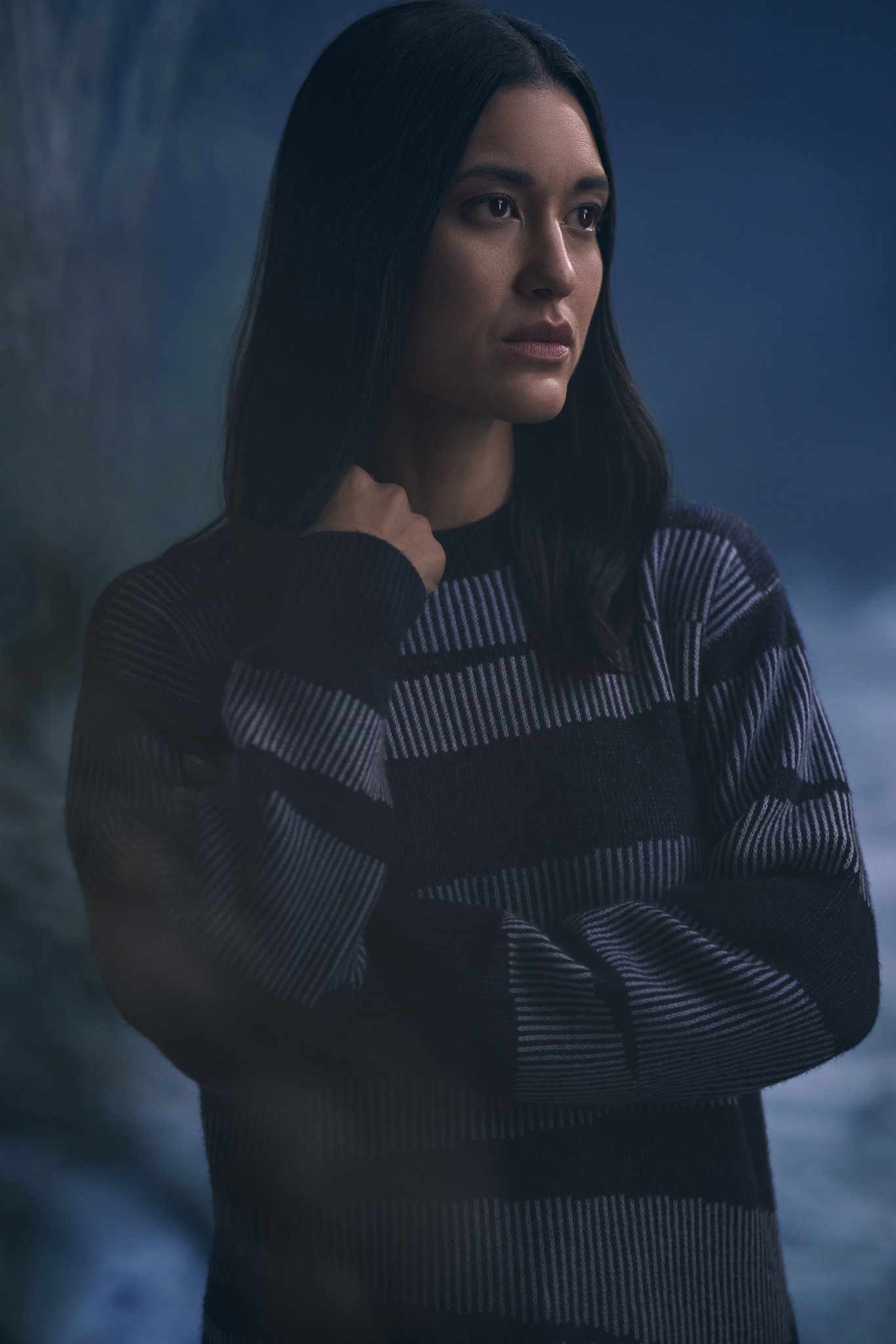  Julia Jones cumple hoy 41 años. Happy Birthday,   