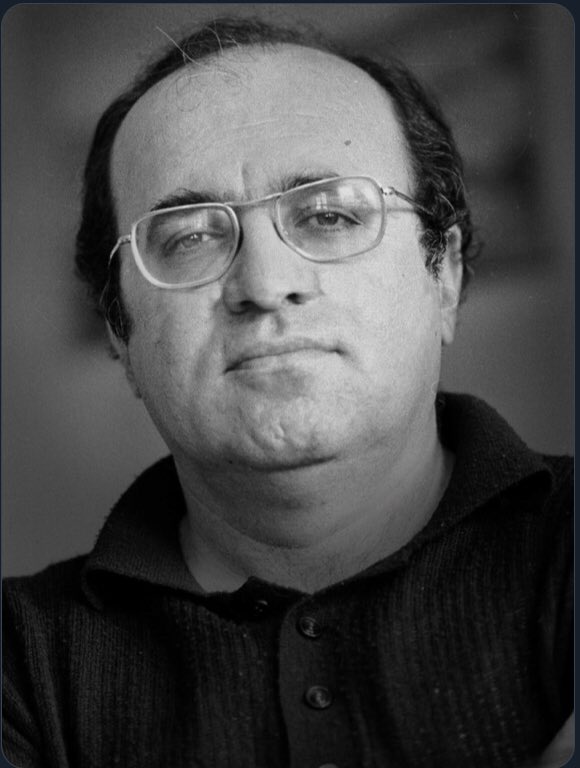 asuakdogan's tweet photo. Vurulduk ey halkım,unutma bizi..unutmadık.                #UğurMumcu https://t.co/5vj9fp73gF