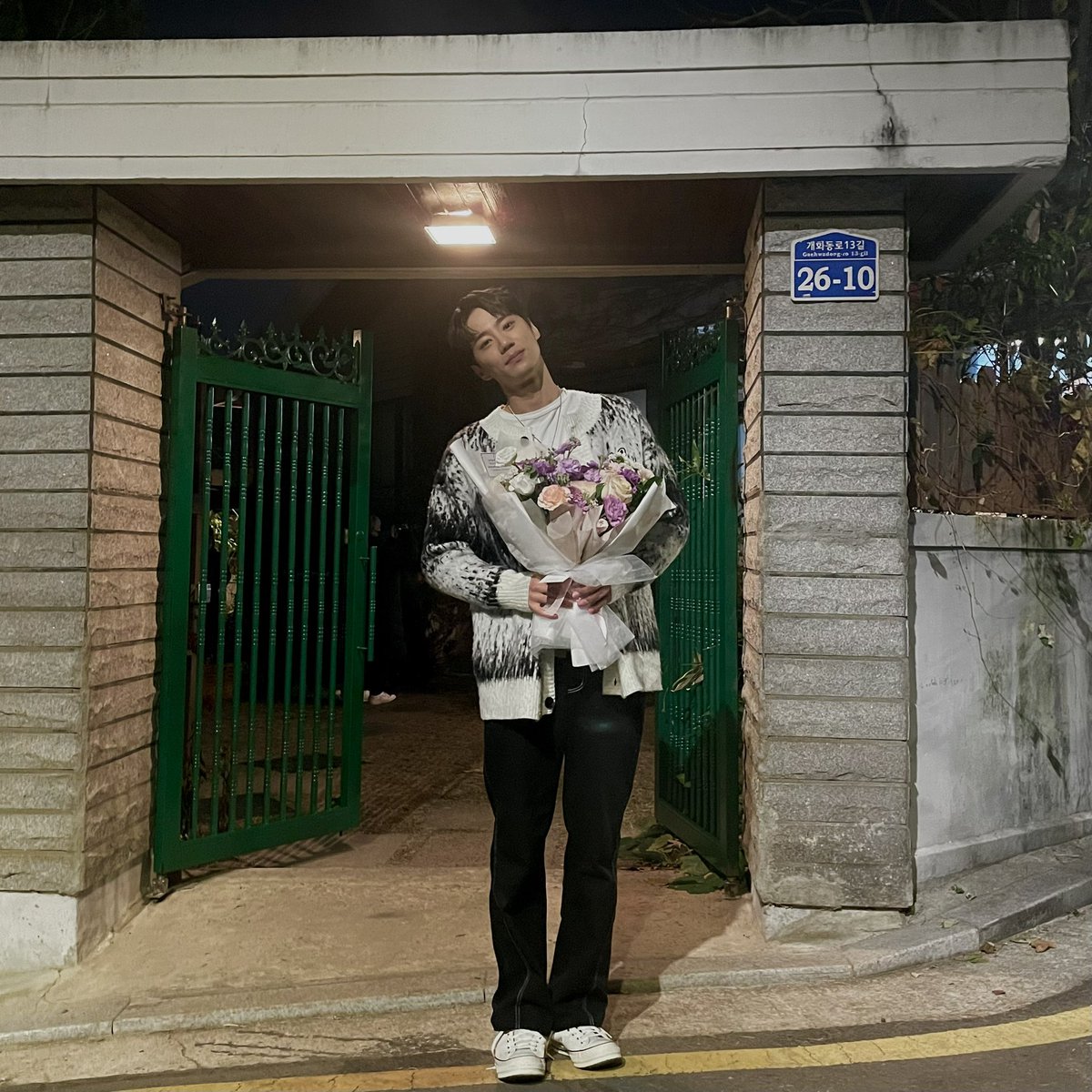 1ee_Jun_Yxxng's tweet photo. 윤태인 안녕 🦊
이제 편히 잘 자길 ! https://t.co/bLsQvqT30P