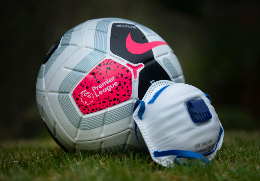 Metro_Sport's tweet photo. Fixtures were originally postponed due to Covid outbreaks within clubs’ playing ranks, beginning with Spurs’ match against Brighton 🤒

Rules were altered to mean that a club could request a postponement if they were unable to put together a squad of 13 players plus a goalkeeper. https://t.co/3Z8VR3K5IY