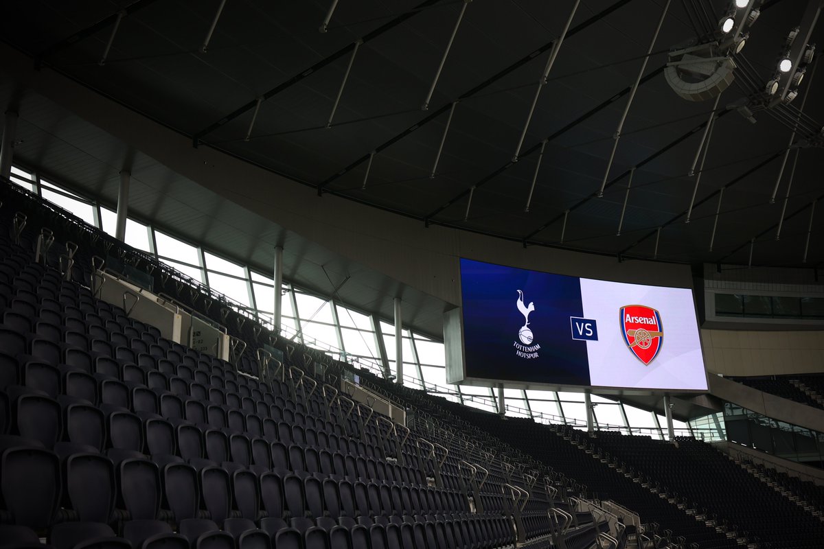 Metro_Sport's tweet photo. That meant that injuries and involvement in the AFCON became valid reasons for clubs to ask for postponements, with anger from fans and clubs peaking when Arsenal were able to cancel the North London derby against Spurs despite only one of their absences owing to Covid-19 😡 https://t.co/on7gB6eDlP