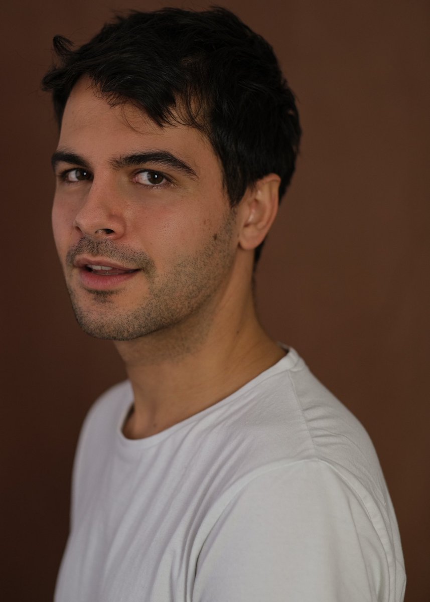 afheadshots's tweet photo. Diogo 📸

#londonheadshots #londonheadshotphotographer #londonphotographer #ukheadshotphotographer #actorsheadshots #actorsportrait #actorsportraitphotographer https://t.co/OwzWrvDi4S