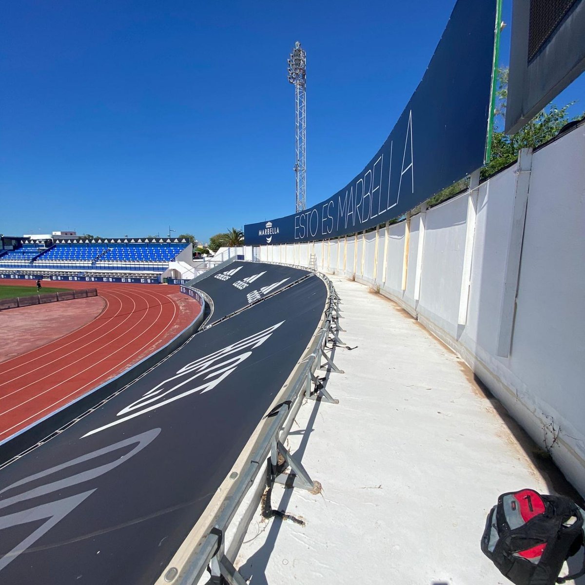 mrpcinformatica's tweet image. Instalación de fibra óptica para el marcador del Campo de Fútbol del #Marbella
. 
.
bit.ly/2tx1bML
.
.
#GrupoMRmarbella #MRInformatica #Marbella #Informática #Technology 
#RedesInalámbricas #FibraOptica #MarbellaFutbolClub #MarbellaFC