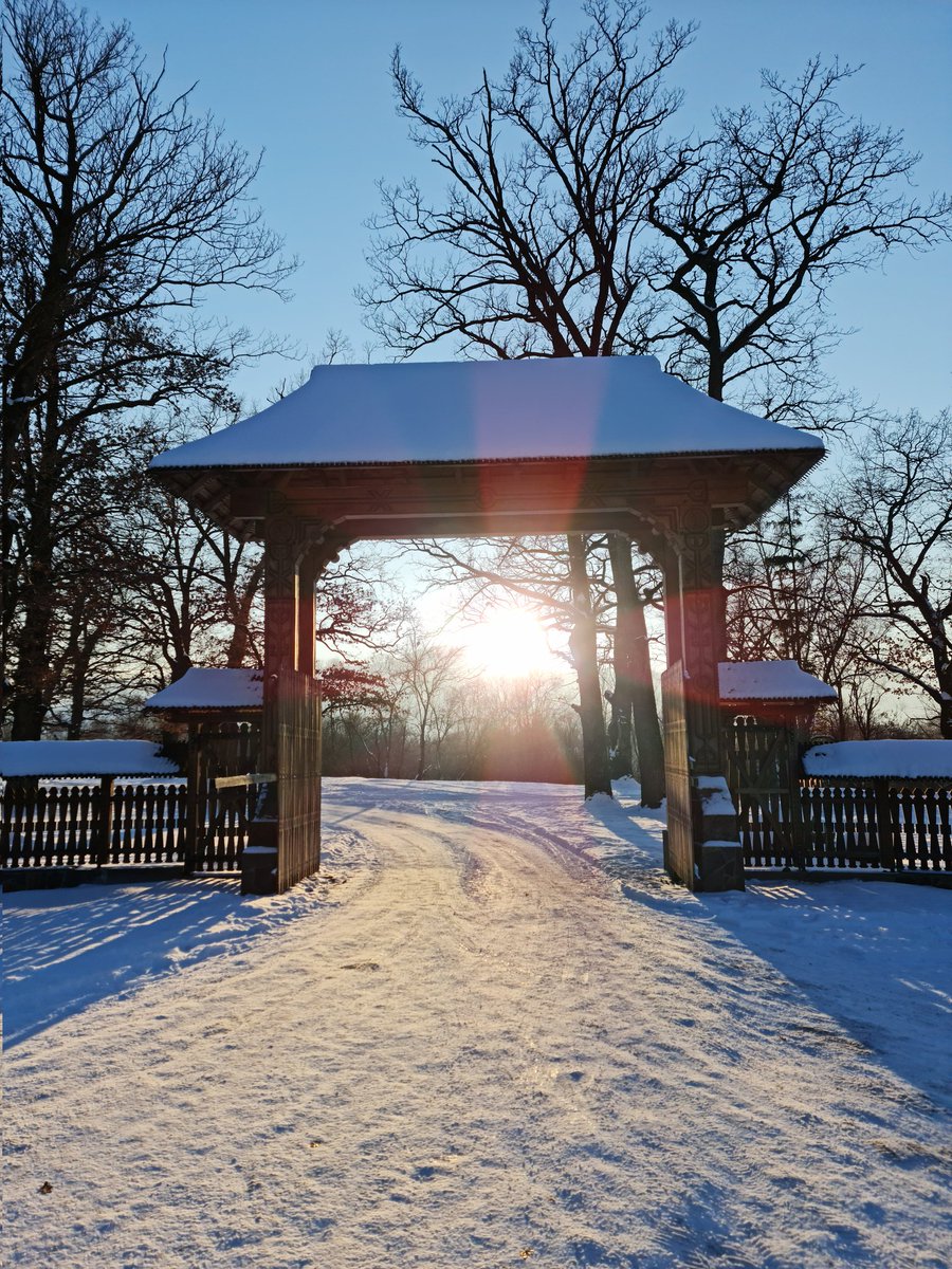 UnArdeal's tweet photo. #MerryCemetery #Sapanta

#VisitRomania https://t.co/2AeyCIT8PX