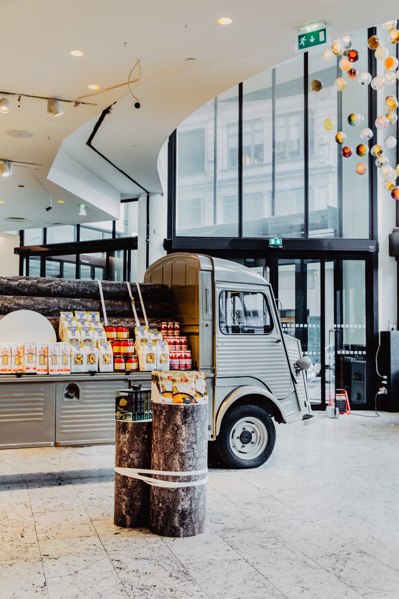 Jusqu'au 3 février, faites le plein de réconfort à la Grande Epicerie de Paris. Des produits boost pour affronter l’hiver, aux repas en famille à partager, en passant par les plaisirs simples que l’on savoure au coin du feu, c'est un programme haut en saveurs !