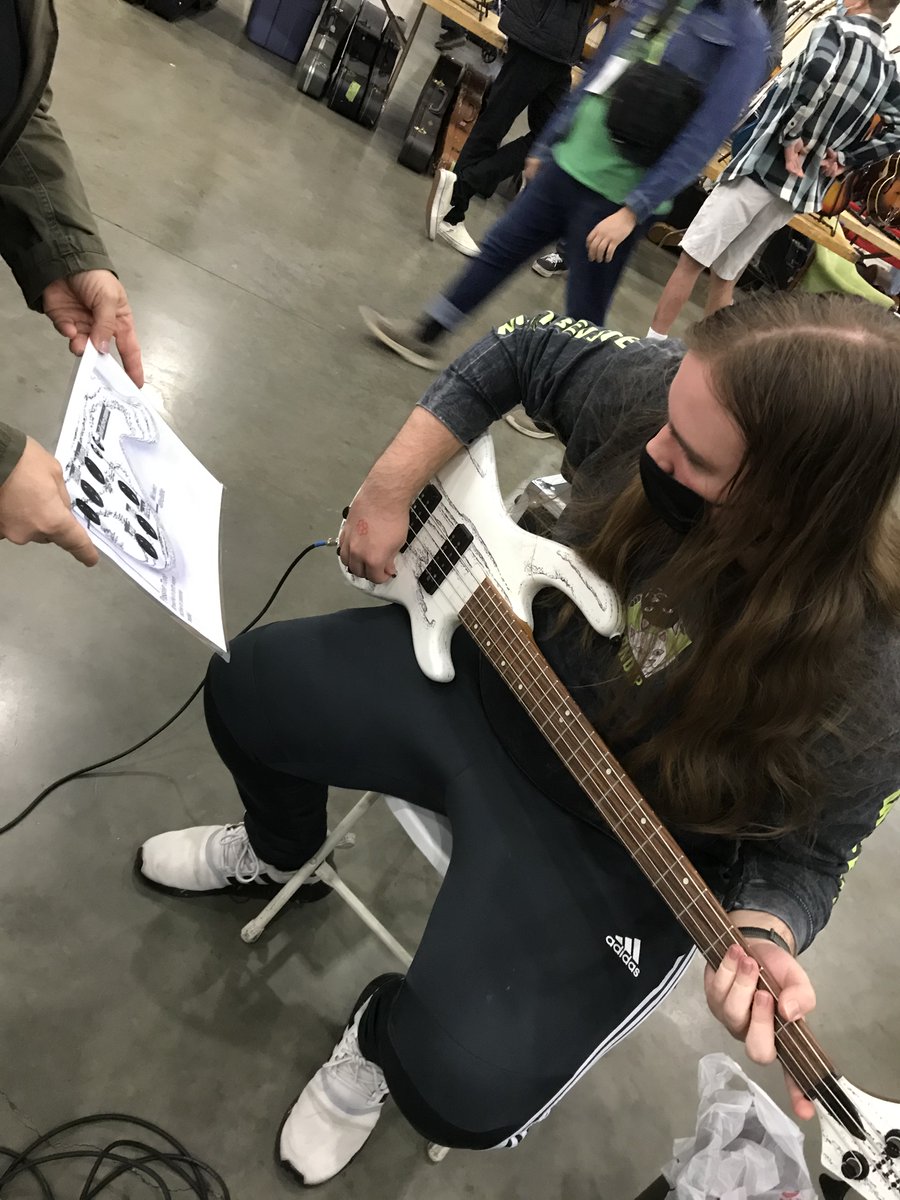 TribeGuitars's tweet photo. Some shots of the last weekend, from Amigo SoCal Guitar Show 🇺🇸
❤ https://t.co/KmvXl7gbjN