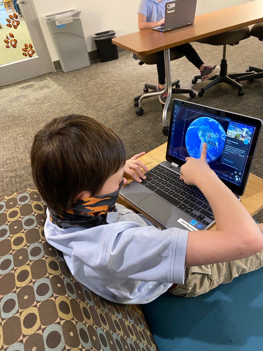 K_Boykins's tweet photo. @MrScott3rdGrade Ss having fun traveling and exploring @googleearth creating a continent book in @Seesaw   #trinitylearns https://t.co/EXSKec5rUu