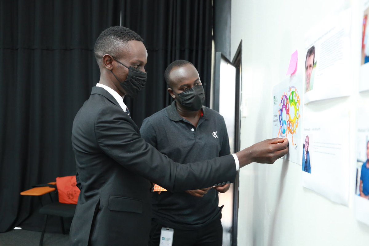 AfricanIIJ's tweet photo. /2 #InnovatorsInResidence program by the @AKUMediaFutures is the beginning of the fellowship program designed under our #iROOM innovation to raise and empower community investigative journalists contributing to human rights defending, social justice & promoting accountability. https://t.co/28Jo8ZUnvr
