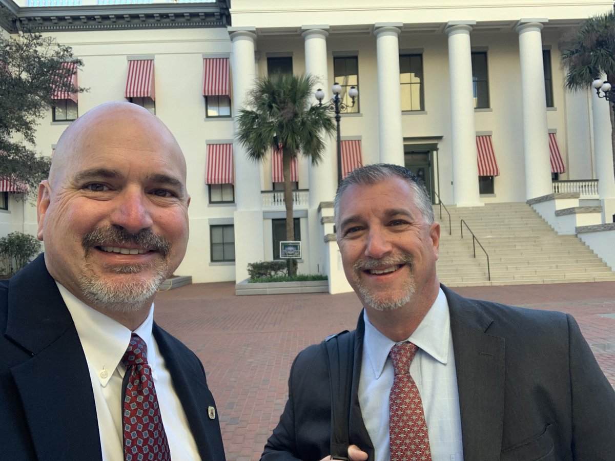 pjdaoust's tweet photo. Tally is happening! Brrrr! 🥶 @Crosspointe_El @AnnmarieDilbert @ericsternPE @pbcsd #fasa @SchoolLeadersFL @pbkaupe #TeamPalmBeach https://t.co/88NFbcZD9F