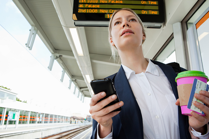 RailDeliveryGrp's tweet photo. With many more people working flexibly now, we know a traditional season ticket isn’t always the best option. We’re working with government on fares reform, so we can develop products that better support how people work and travel today. #WorkFromHomeWeek
https://t.co/218RcIIGmI https://t.co/MC1nQbHPkG