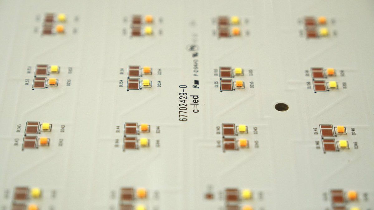 CLEDLIGHTING's tweet photo. I nostri #moduli #Led sono registrati in #EPREL, il registro europeo delle etichette elettroniche.
👉🏻 Scarica il nuovo catalogo dei moduli Led sul nostro sito! ➣➣ https://t.co/oPqRhRhds4
#ledmodules #EPREL #EnergyEfficiency https://t.co/OgDR3OP9OQ